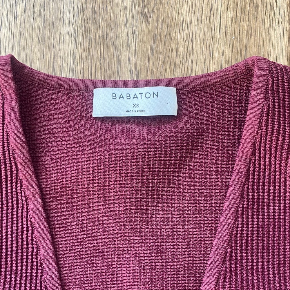 Babaton Deep Red Ribbed Crop Top - Picture 2 of 3